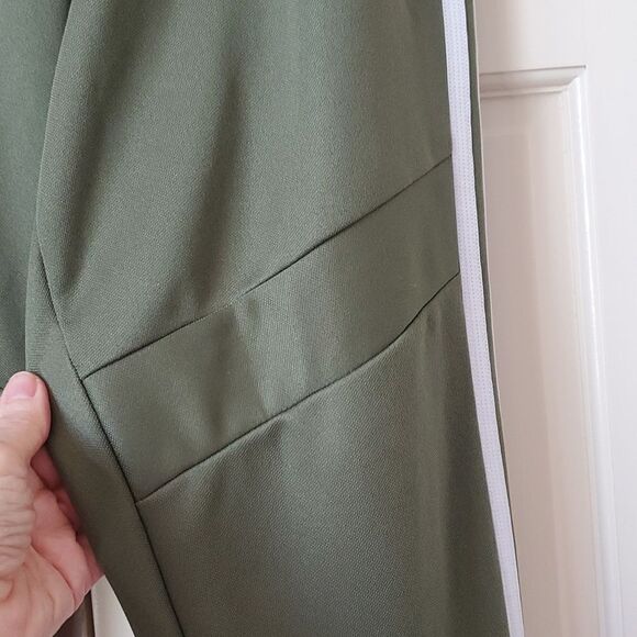 ADIDAS Jogger/Sweatpants! Size S, NWOT! - Picture 6 of 11